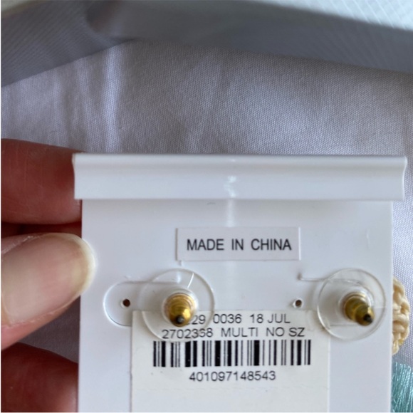 Neiman Marcus Statement Fran Drop Fringe Round Stone Bead Green Teal blue NWT - Picture 8 of 15